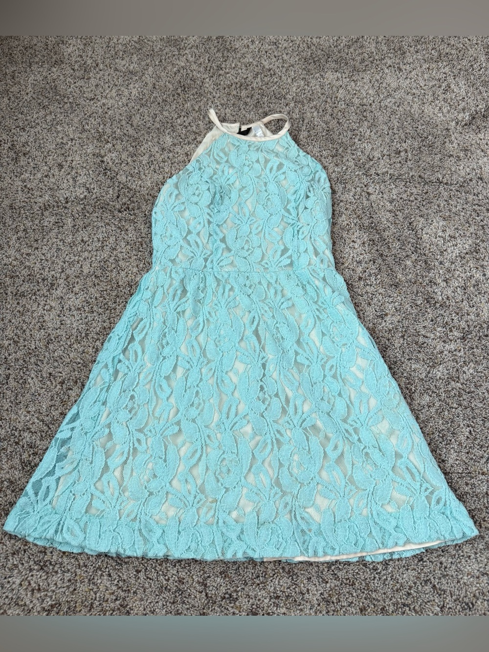 Kenzie Women’s Light Blue Halter Lace Dress — Size Small